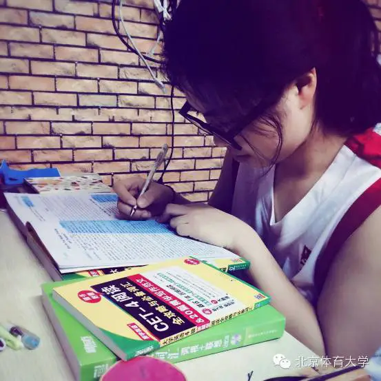 如何通过训练提高篮球运动员的速度_2